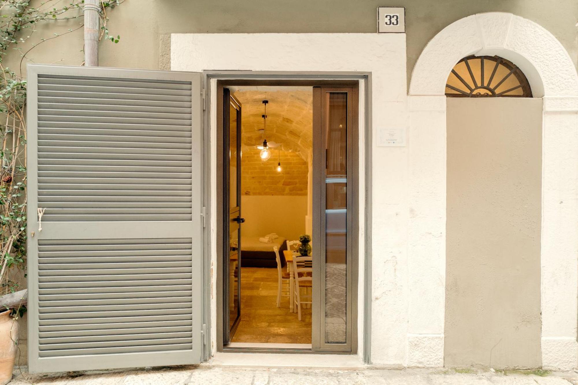 Travel Old Bari Apartment Exterior photo